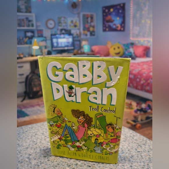 Chronicle Books Other - ❤️Gabby Duran & the Unsittables: Troll Control-kids Chapter Book